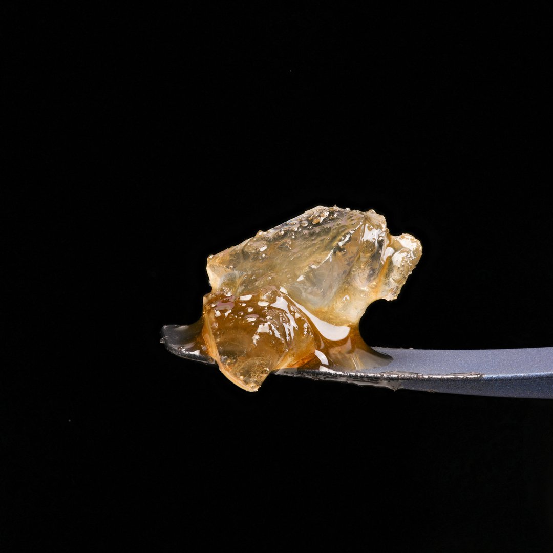 Close up of some Live Resin Diamonds