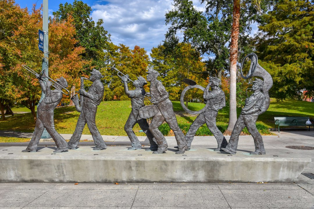 Sculpture of a music band in the Louis Armstrong park in NOLA (USA)