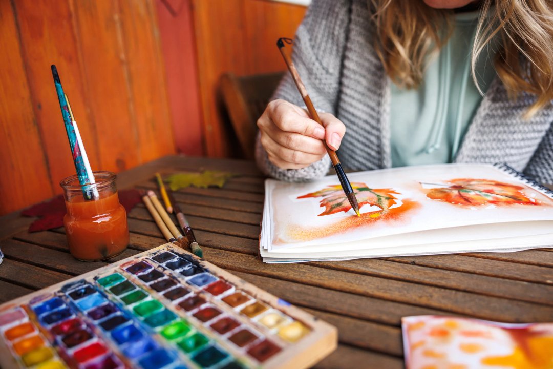 painting autumn leaves